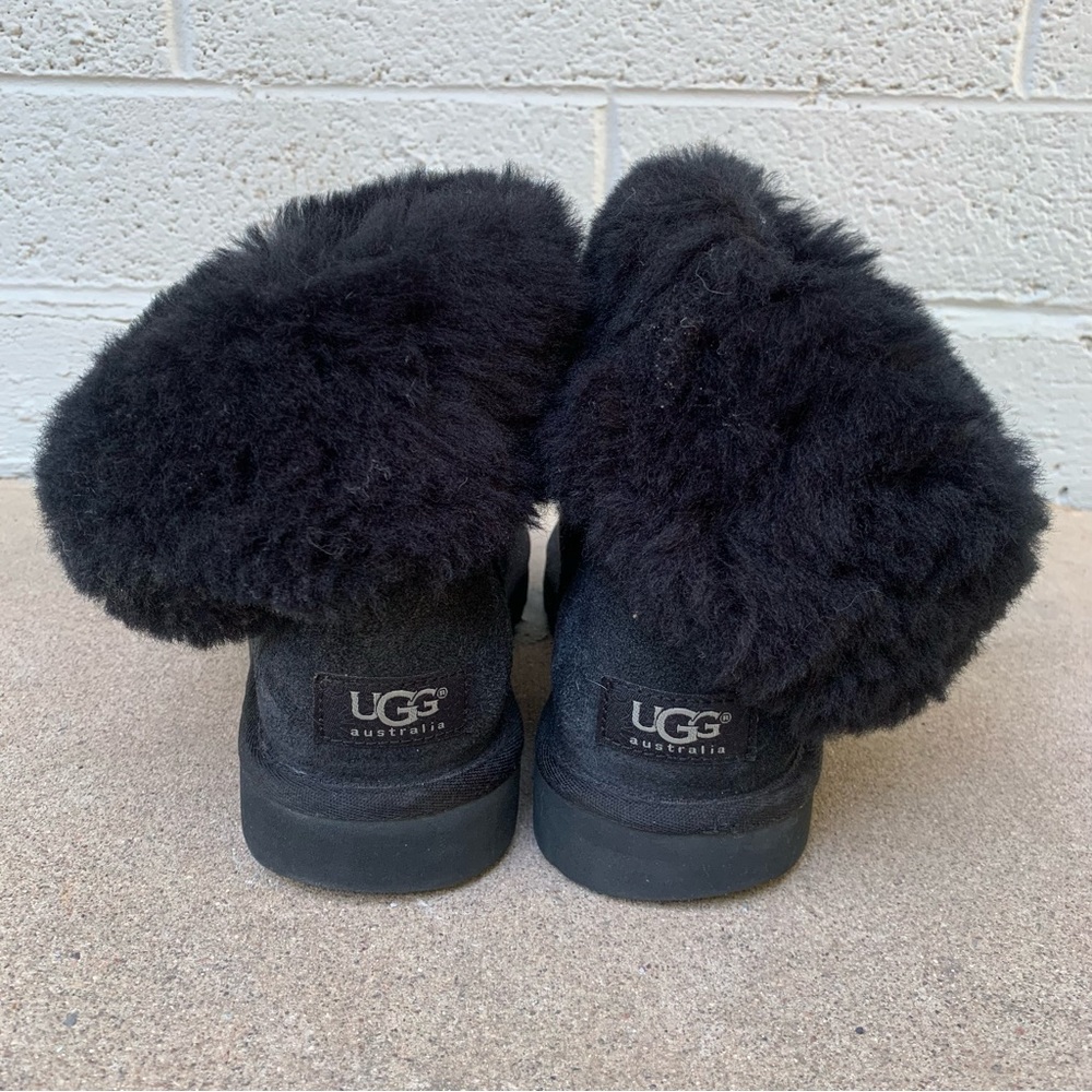 Ugg // Bailey Button Boot - Size 8 - image 7